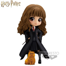 Harry Potter Hermione With Crookshanks Figurine Q Posket